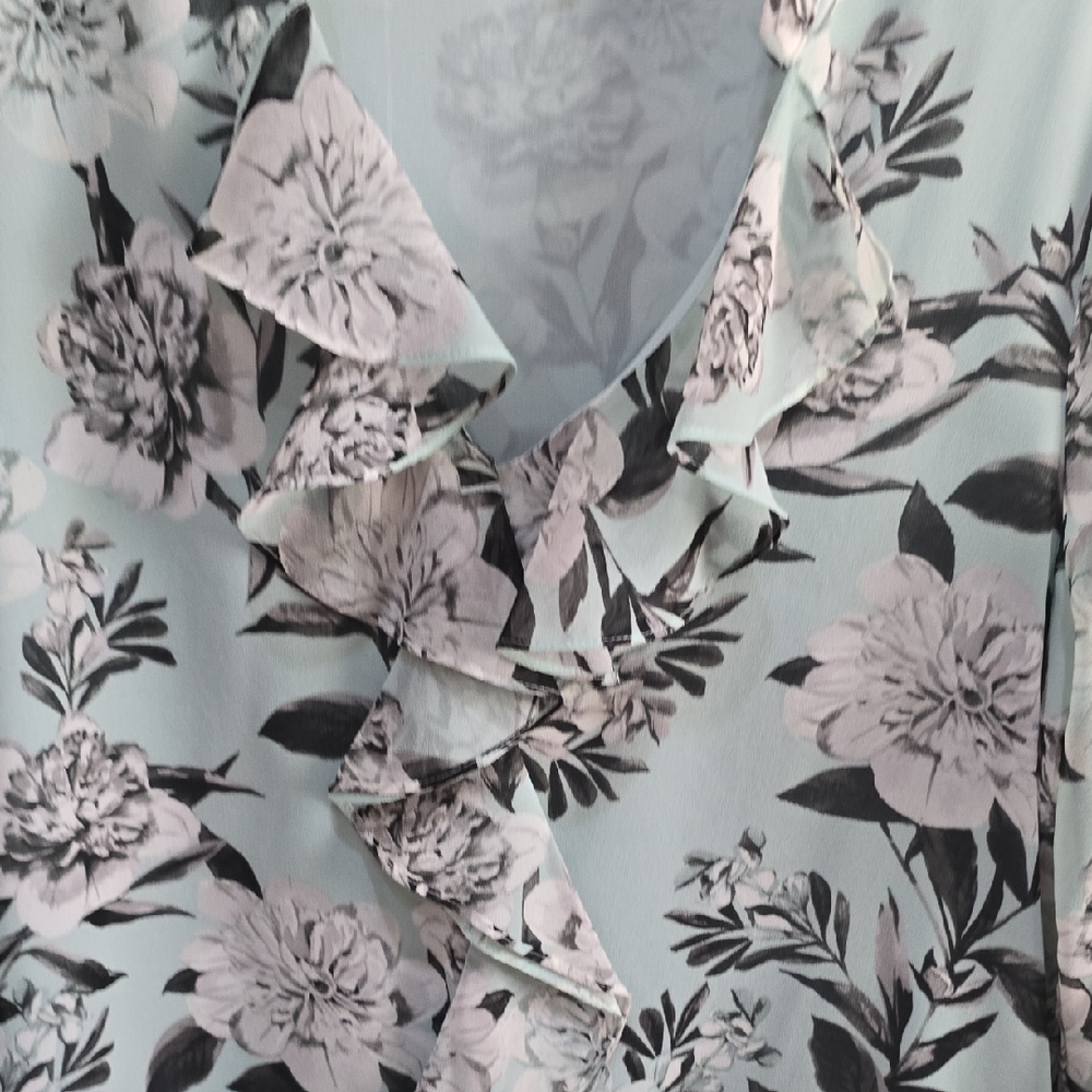 Karl Lagerfield Mint Green Floral Ruffle Blouse - Picture 3 of 8